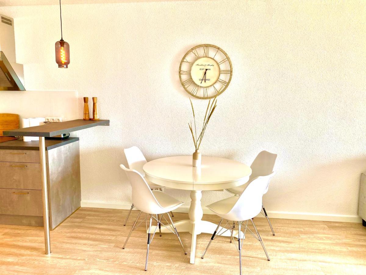 Studio Mit Panorama-Meerblick Und Direkter Strandlage In Scharbeutz Buitenkant foto