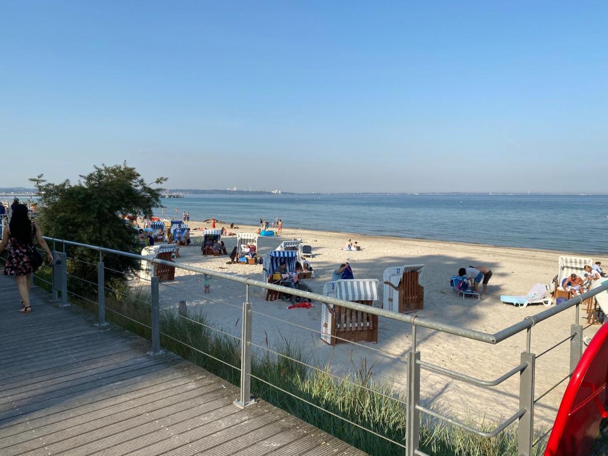 Studio Mit Panorama-Meerblick Und Direkter Strandlage In Scharbeutz Buitenkant foto
